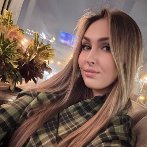 Alina Rai (Алина Рай)